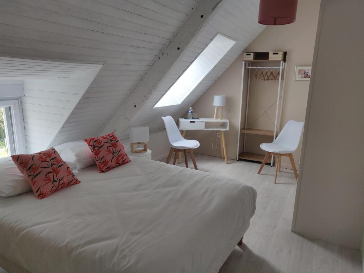 Les Fleurs Du Mont Bed & Breakfast Caux Exterior photo
