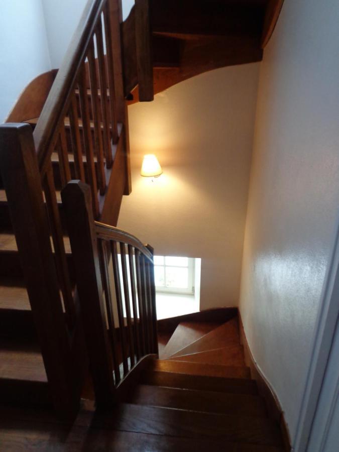 Les Fleurs Du Mont Bed & Breakfast Caux Exterior photo