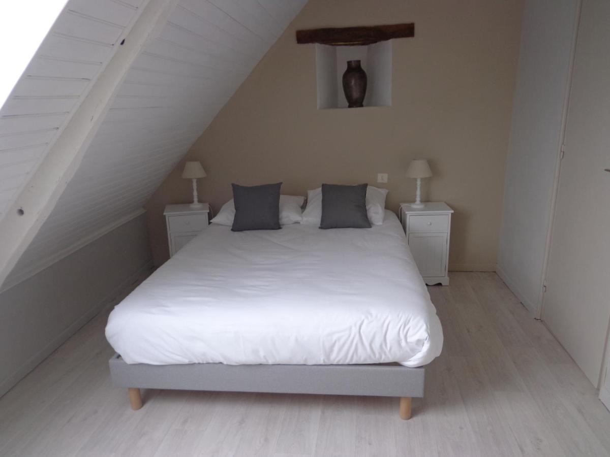 Les Fleurs Du Mont Bed & Breakfast Caux Exterior photo